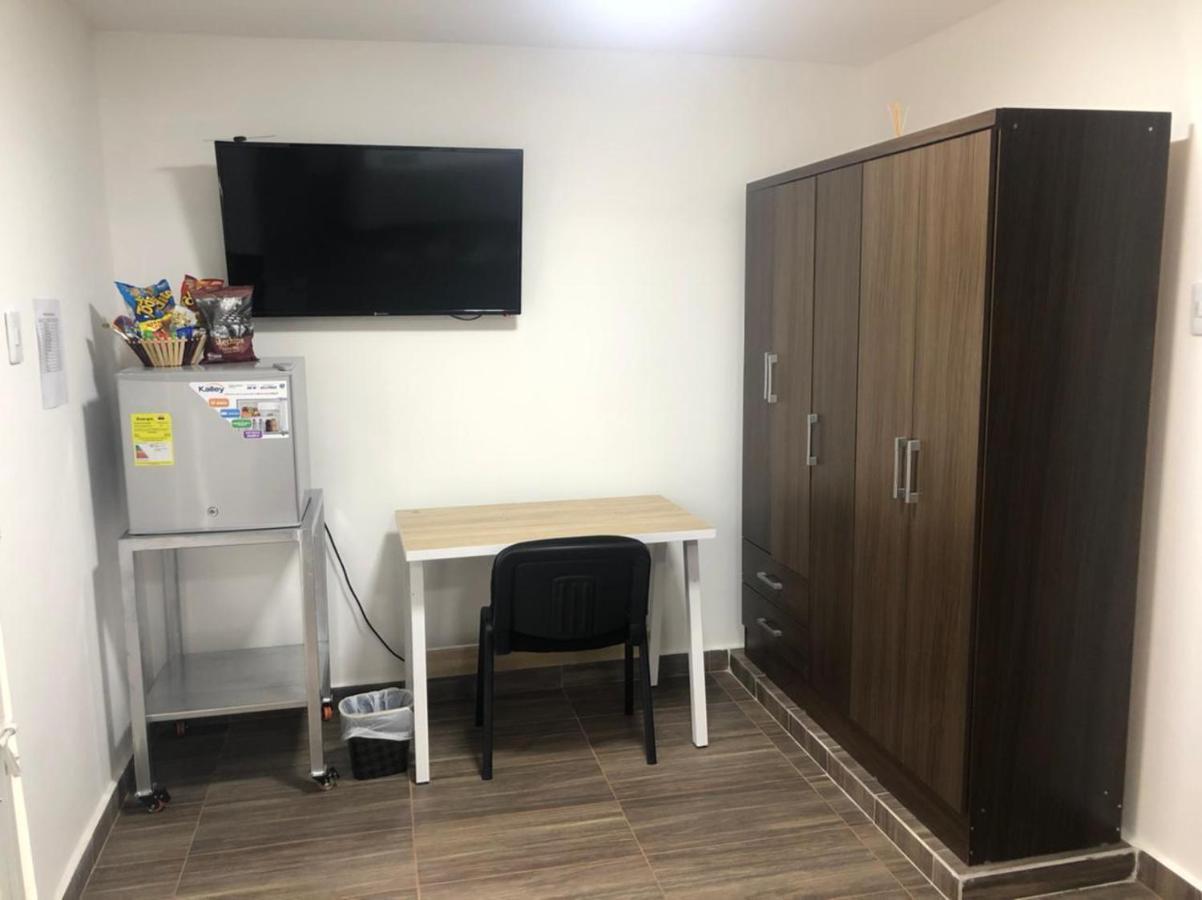 ואיידופאר Hostal Lucy מראה חיצוני תמונה